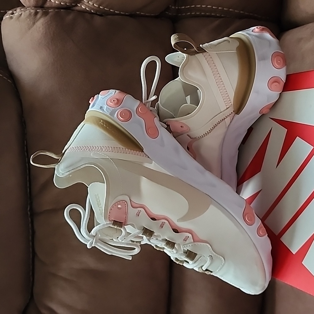 Womens Nike React Elements 55 - image 3